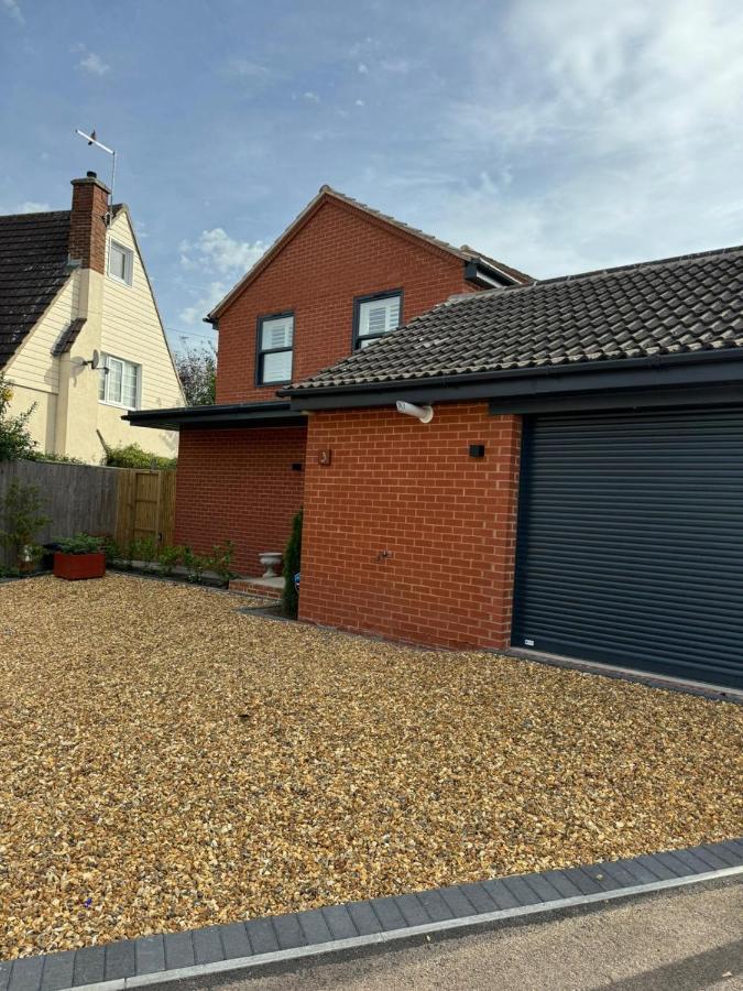La Casa Rosa Cheltenham - Free Parking Close To Racecourse Exteriör bild